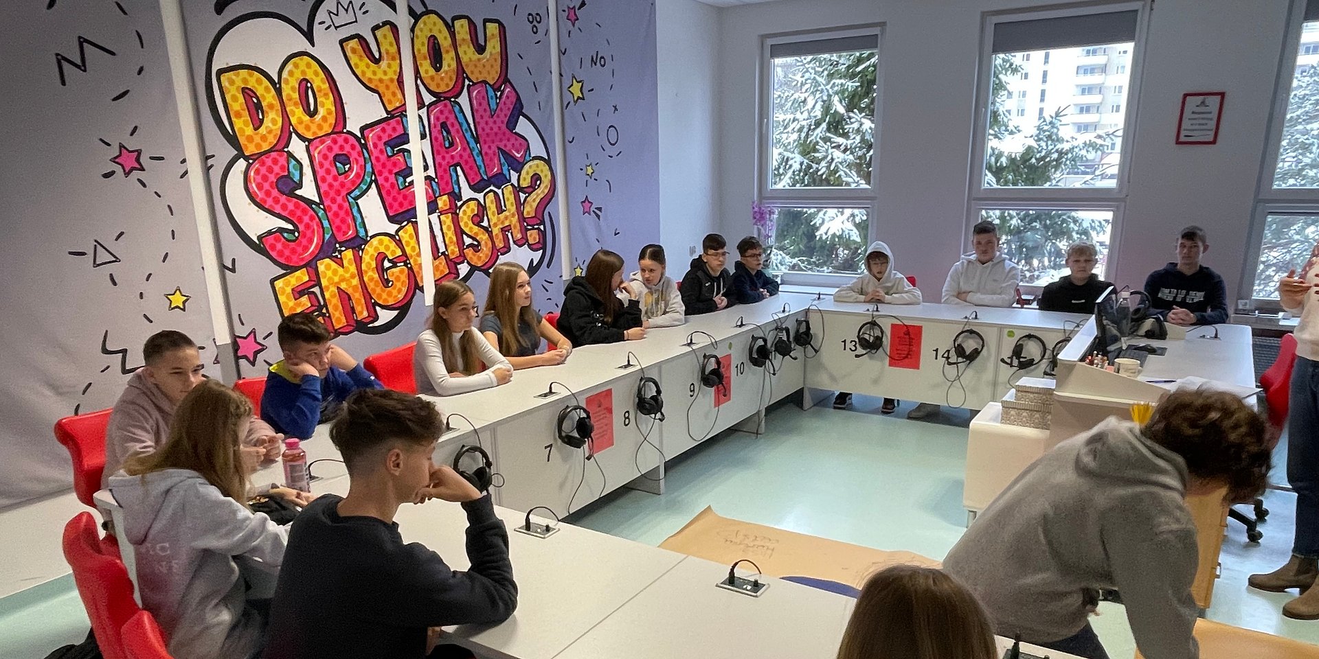 Budowanie mostów porozumienia w Społecznej Szkole Podstawowej nr 4 PTO w Białymstoku