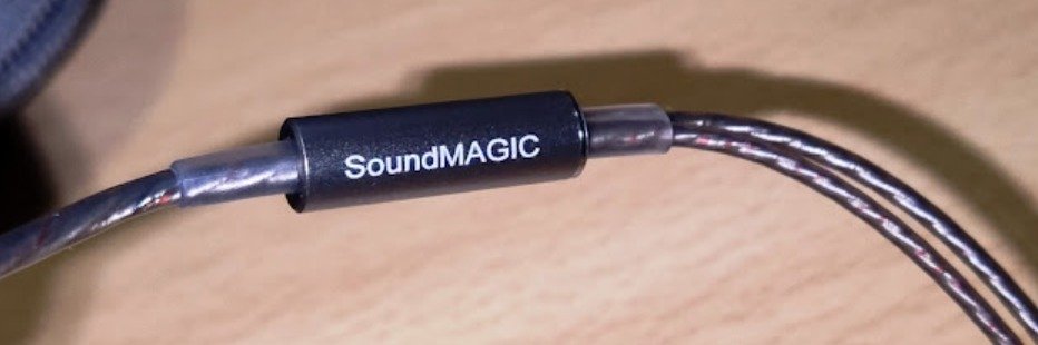Gadget Explained - SOUNDMAGIC E80D REVIEW EARPHONES WITH BUILT-IN DAC