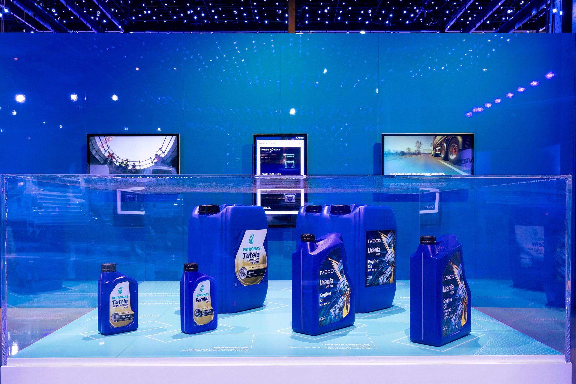 PETRONAS LUBRICANTS INTERNATIONAL E IVECO PRESENTANO IL NUOVO URANIA NEXT 0W-16 PER VEICOLI PESANTI A IAA TRANSPORTATION 2024