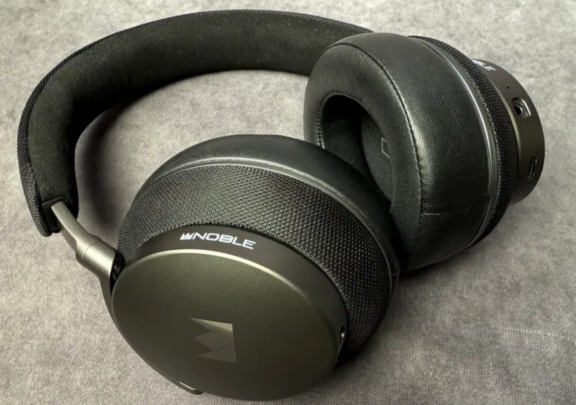 CNET - Best Headphones for 2025 - FoKus Apollo - Excellant-sounding over-ear wireless headphones