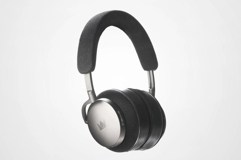Stuff TV - Best gifts for music lovers for Christmas 2024 - ​FoKus Apollo