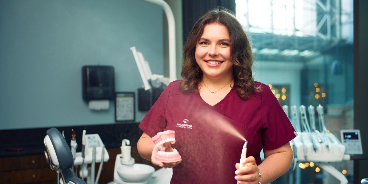 Higienistka radzi: jak wybrać najlepszą pastę do zębów?