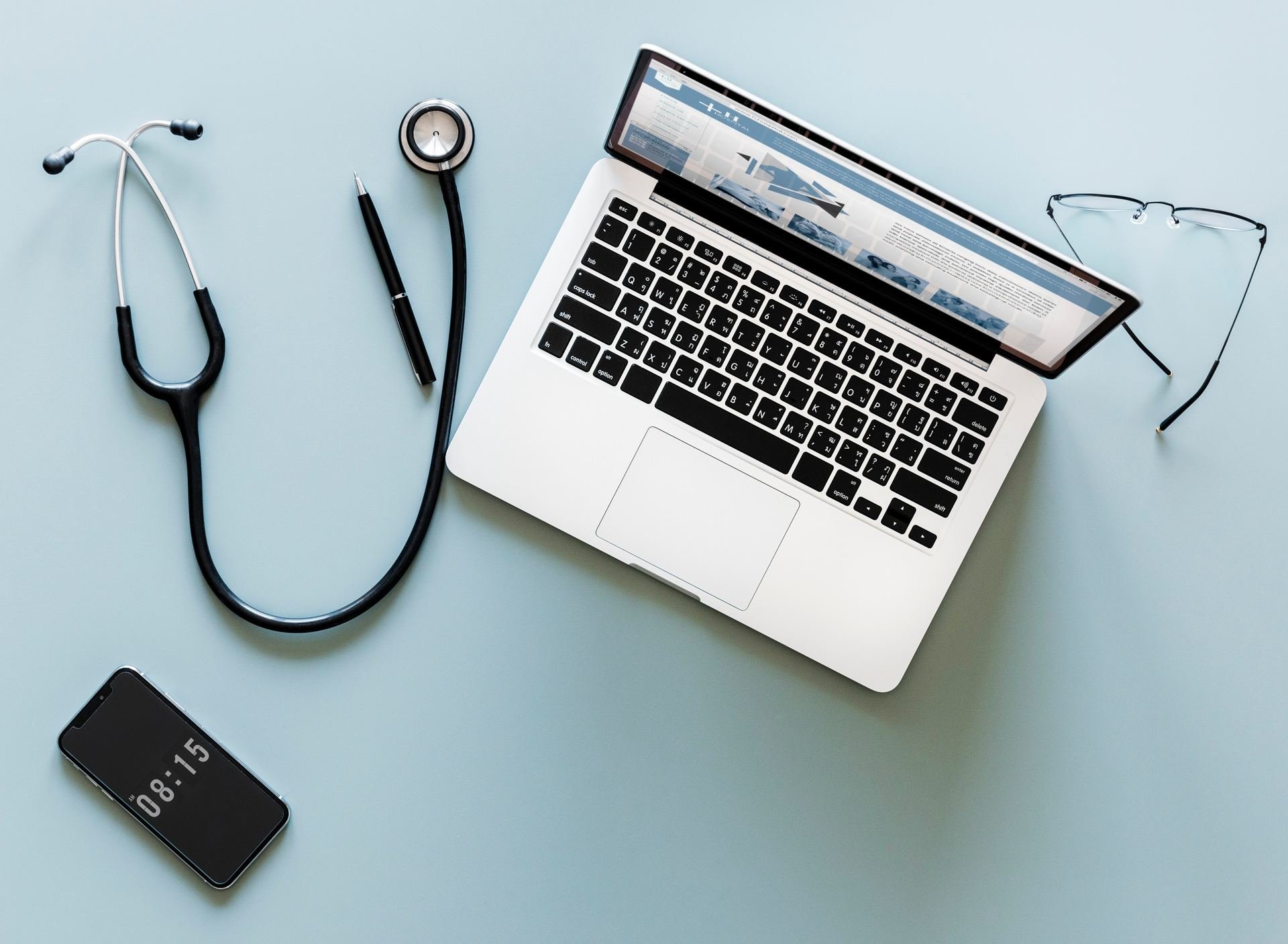 Consulta médica a un clic de distancia