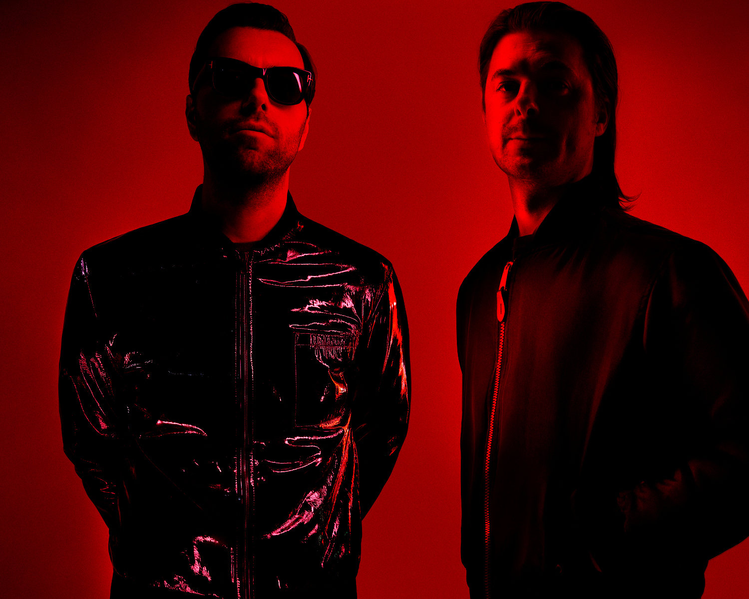 Axwell /\ Ingrosso zaprezentowali hipnotyzujący klip do „Dancing Alone”