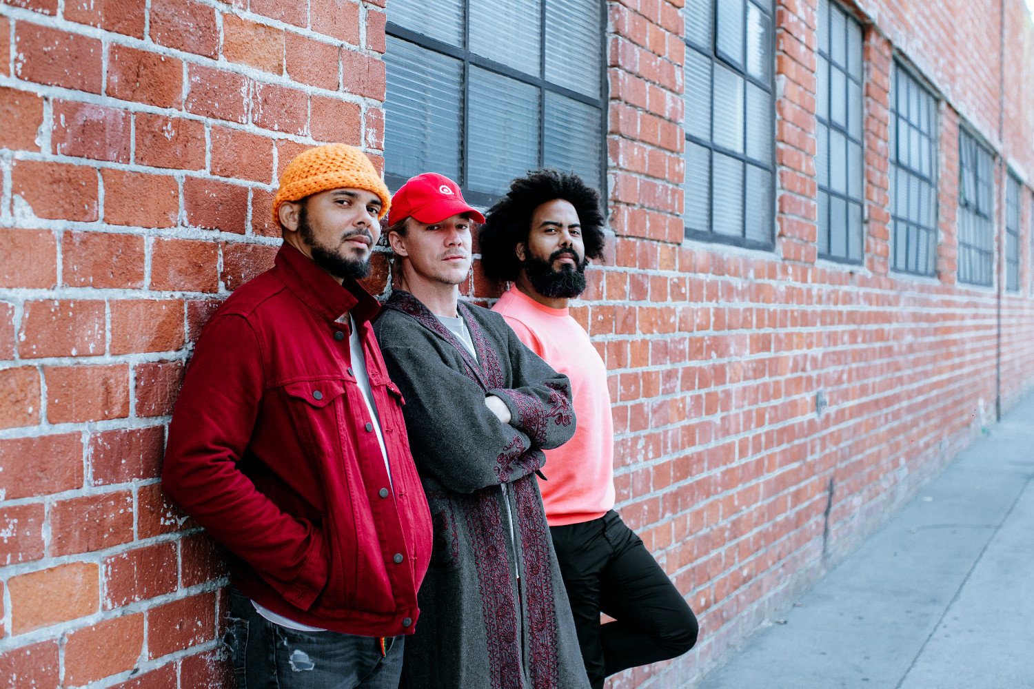 Major Lazer prezentują „Tied Up”