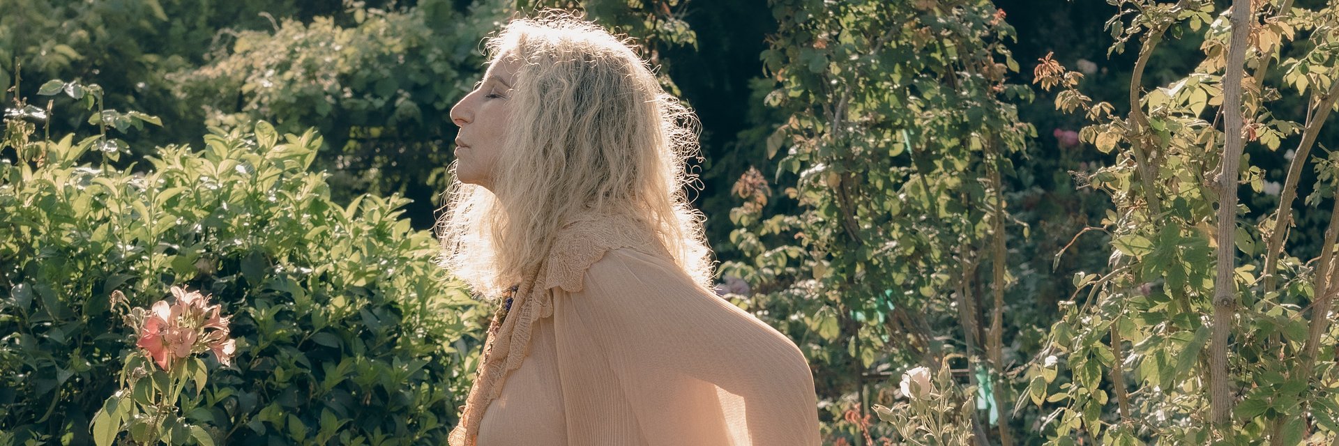 Barbra Streisand Hozierrel közös dallal harangozza be júniusban érkező lemezét