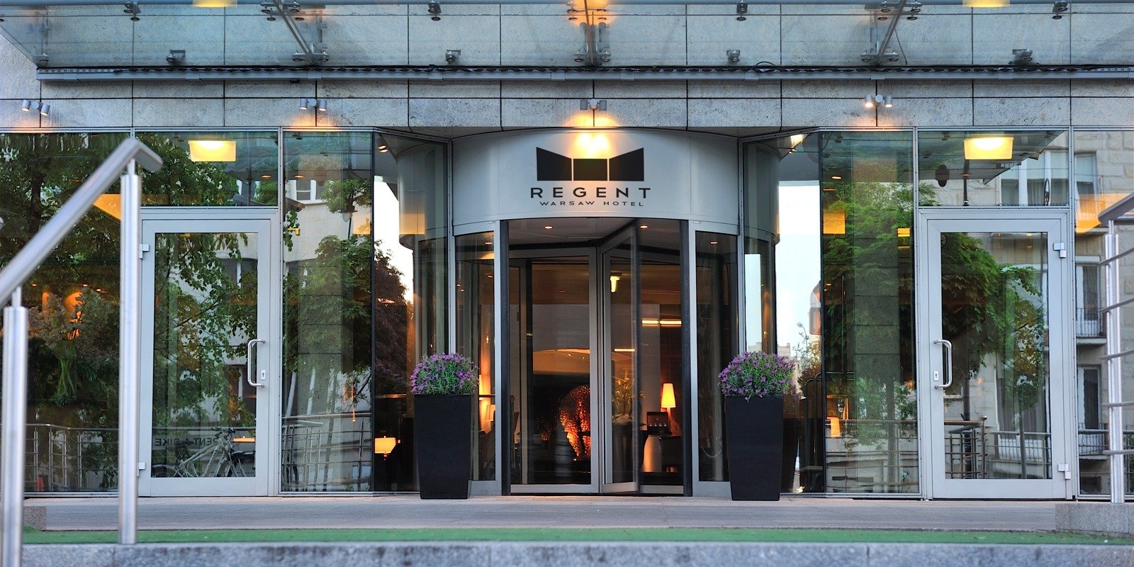 PHN i PHH podpisały list intencyjny w sprawie modernizacji Hotelu Regent w Warszawie