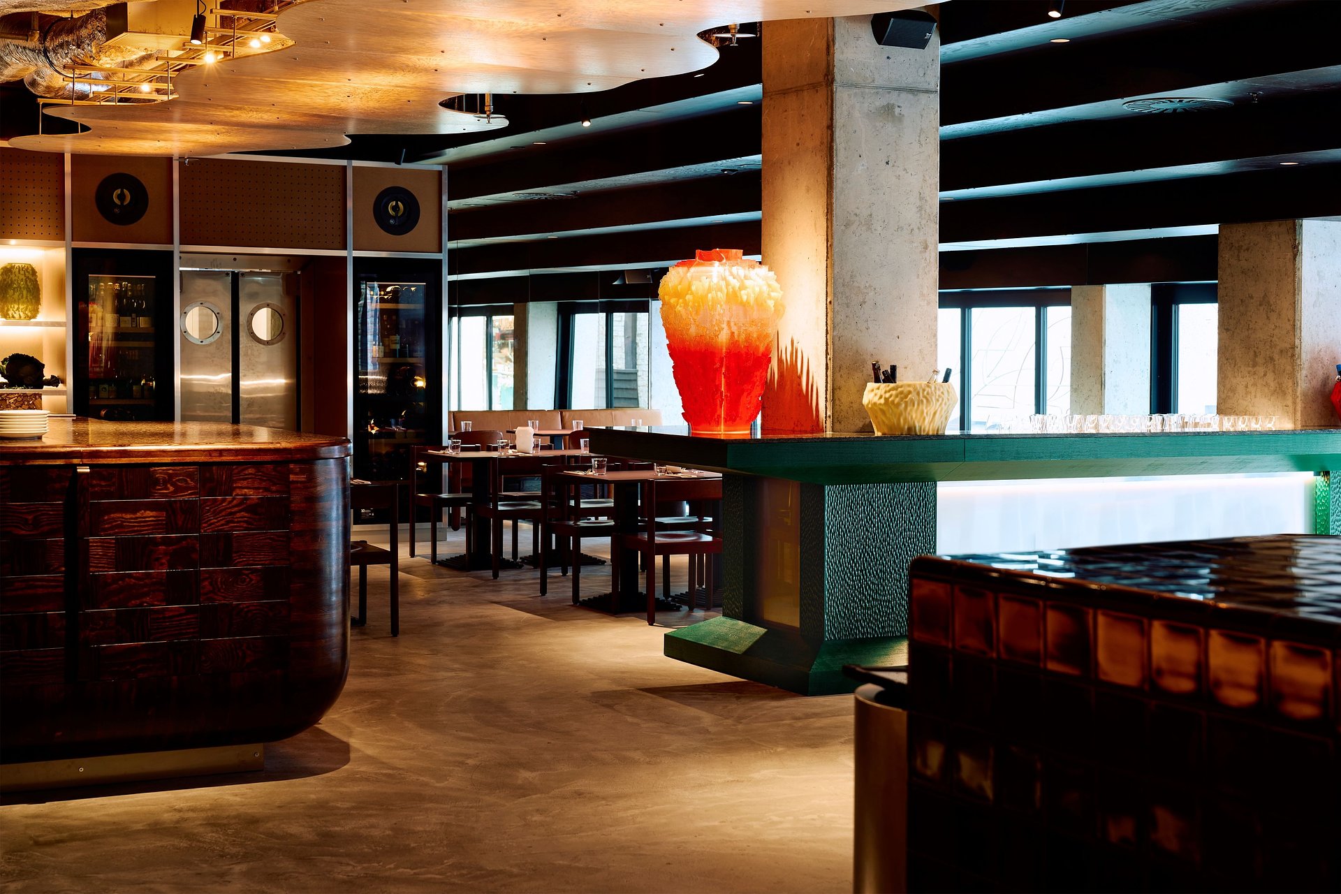 BRUT – letni debiut nowej restauracji w Hali Koszyki. Autorskie smaki i ukryte patio