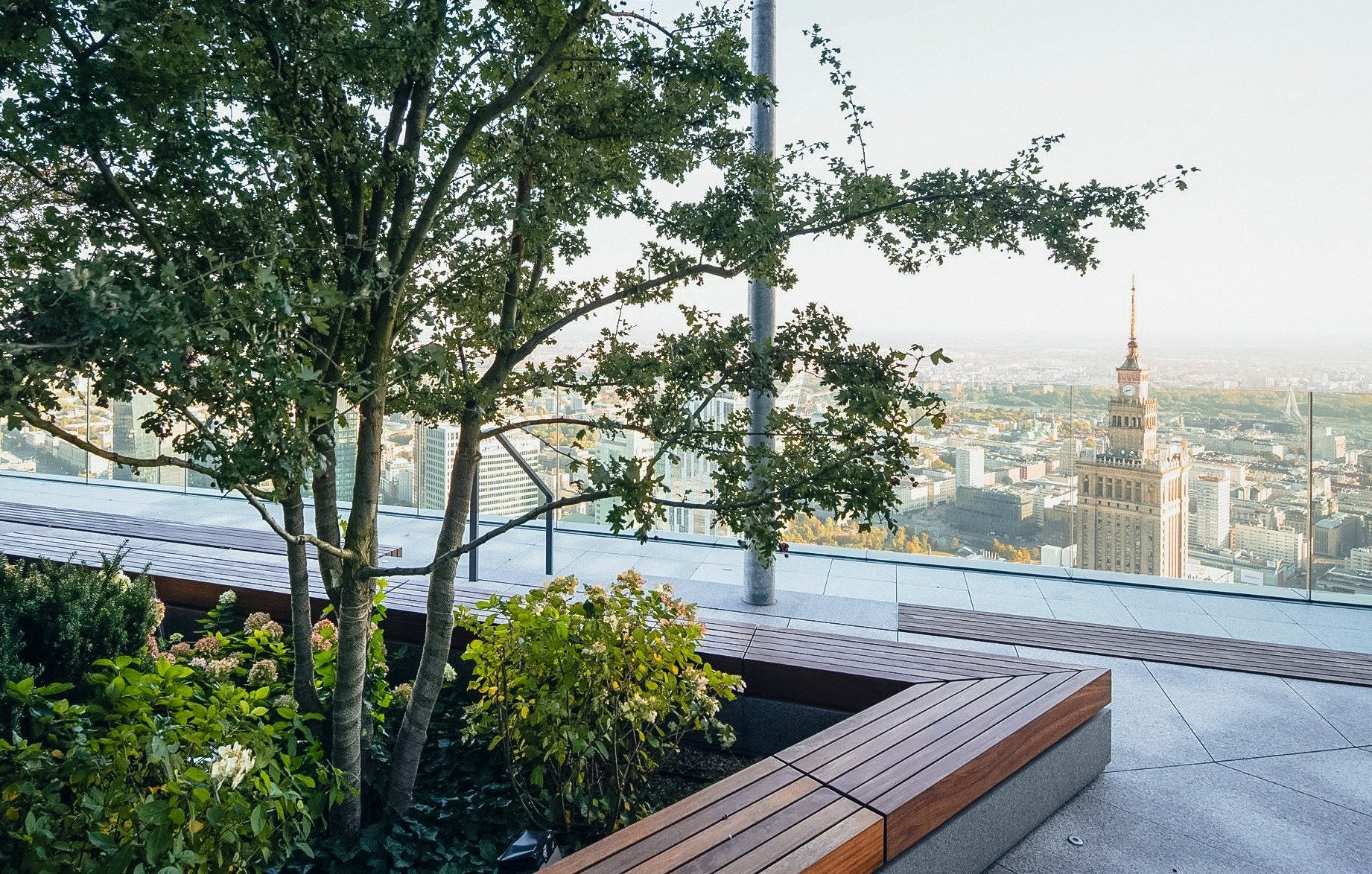 Highline Warsaw prezentuje HighGarden Rooftop Longue: najwyżej położony koktajl bar w Unii Europejskiej