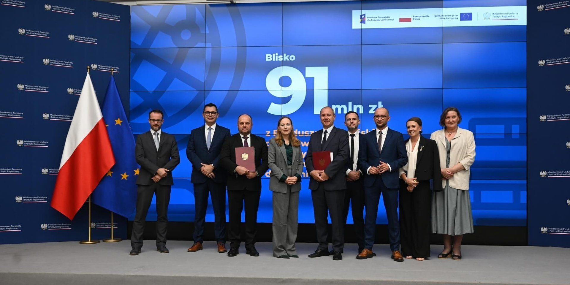 Szkoły zyskają 91 mln zł na wyjazdy zagraniczne
