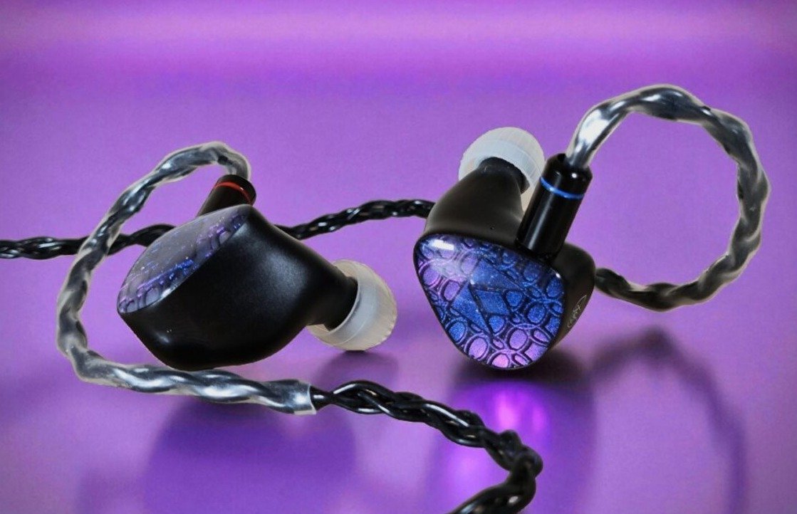 Headphoneer - NOBLE AUDIO KNIGHT REVIEW