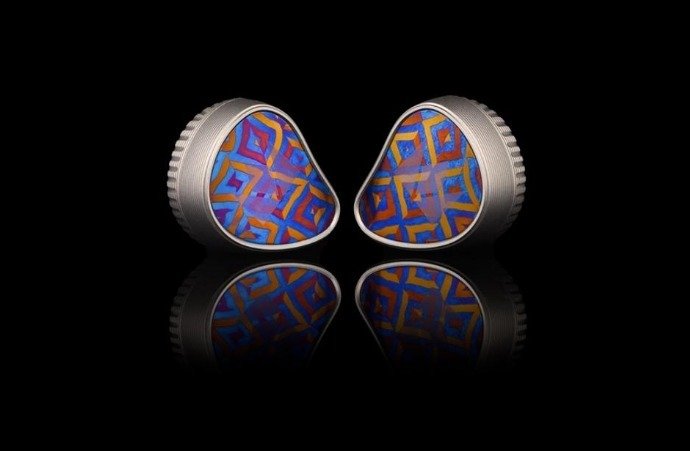 Yahoo!tech (T3) -These luxury in-ears could be the IEMs of your dreams