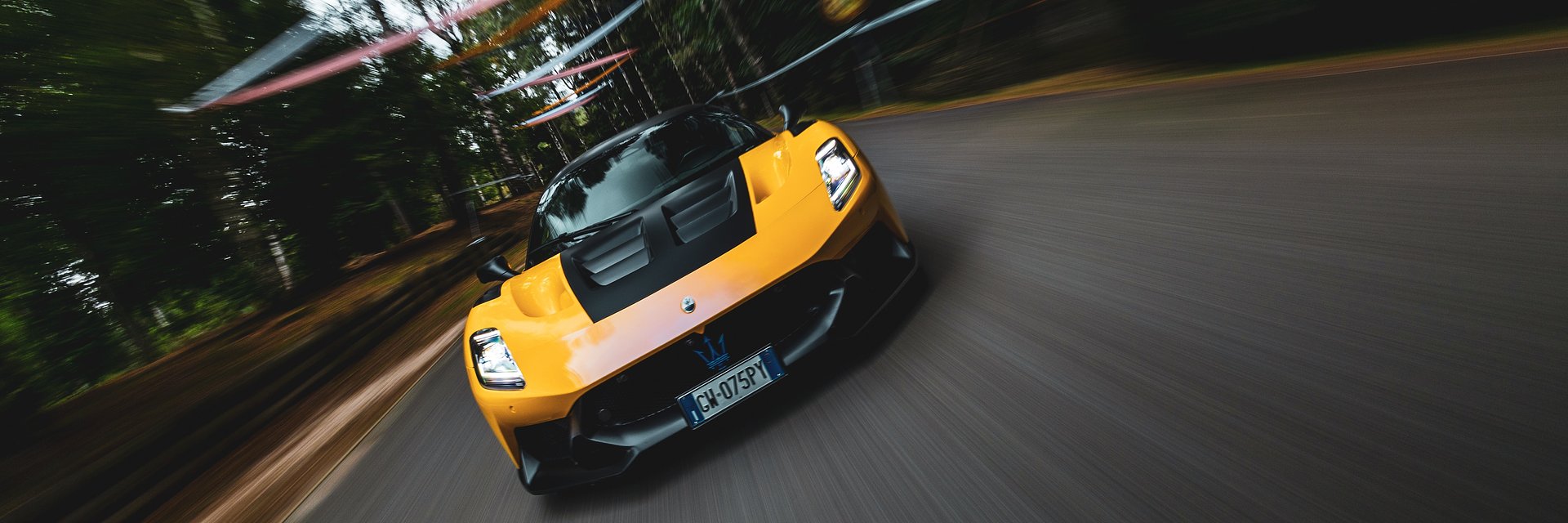 Maserati GT2 Stradale zachwyca tłumy podczas parady „TUTTO BENE Hillclimb"