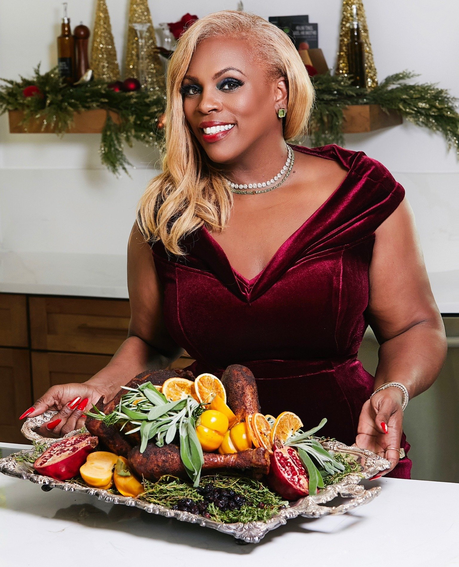 Lifestyle Maven Shares Fresh Holiday Hosting Secrets