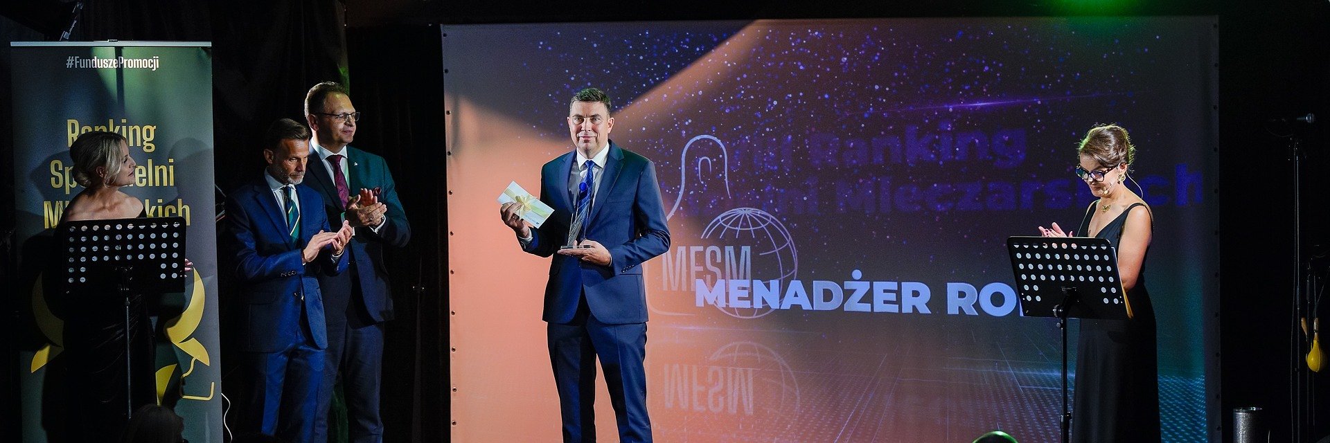 Prezes SM Mlekpol uhonorowany tytułem Menedżera Roku. Mlekpol zwycięski w kategorii Największych Spółdzielni i wyróżniony jako Przedsiębiorstwo Zielonych Rozwiązań na Międzynarodowym Forum Społeczności Mleczarskiej 2025