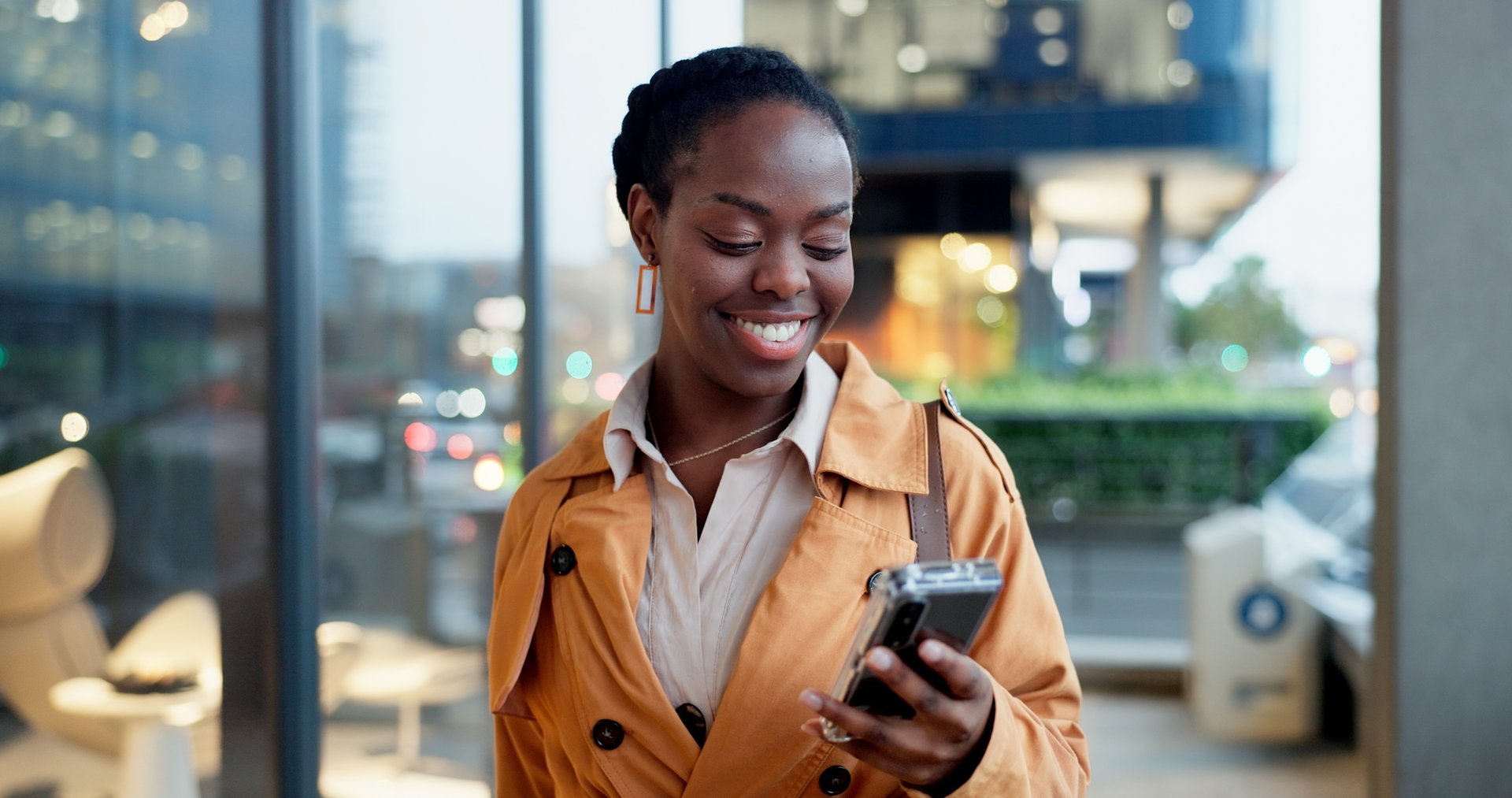 Estudo eDreams ODIGEO: 9 em cada 10 portugueses da Geração Z já adotam IA nas suas viagens