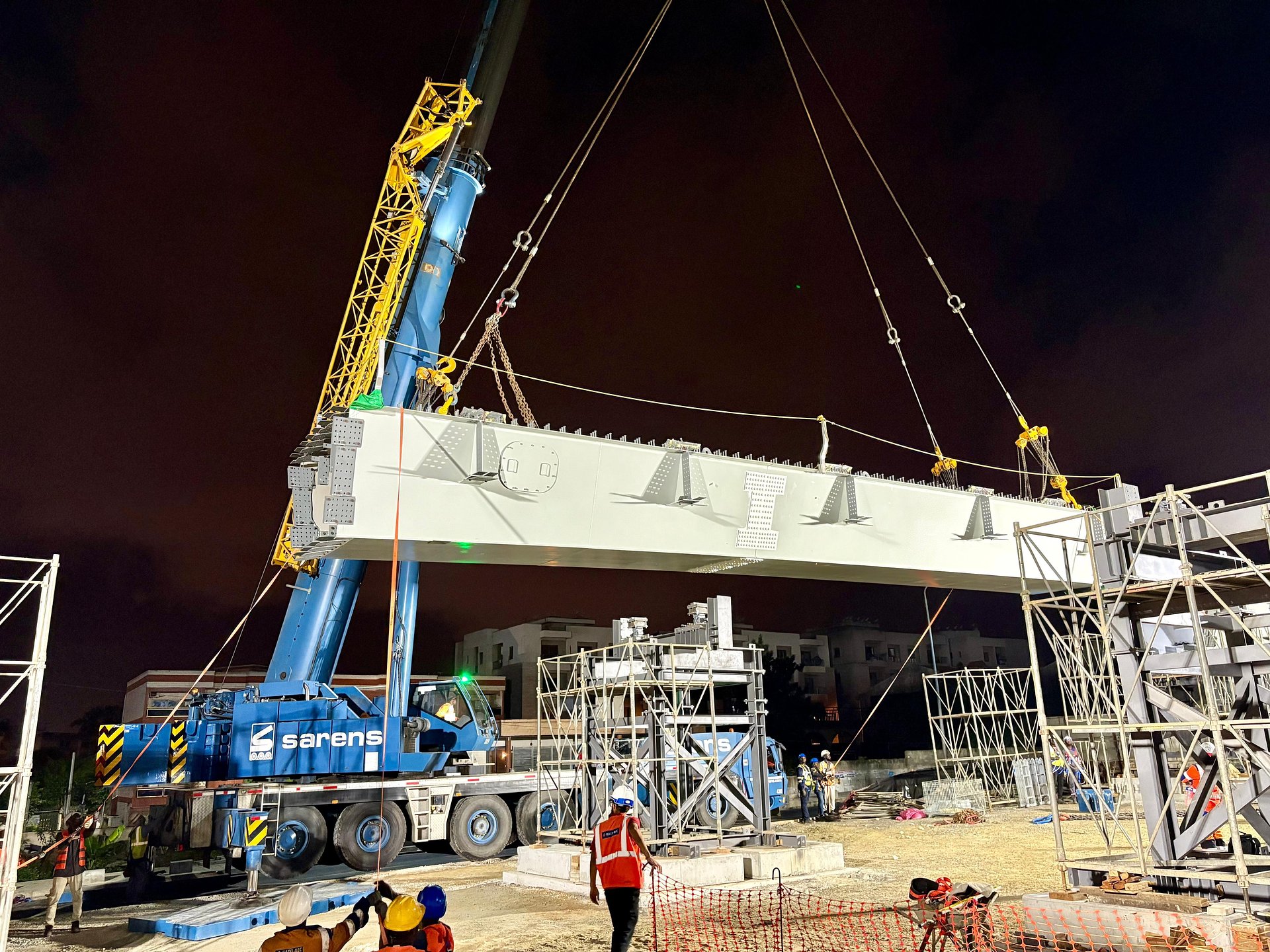 Sarens works on the logistics and installation tasks for the Three Interchanges Construction Project in Abidjan