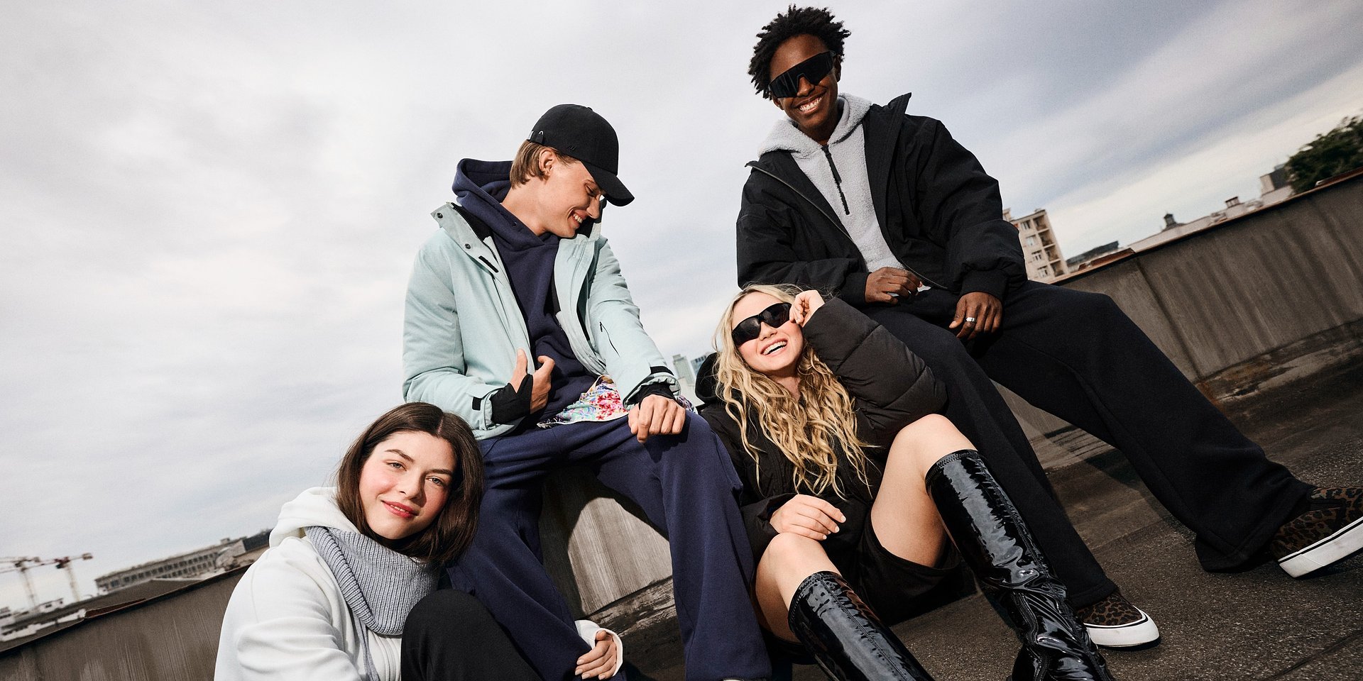 NOWEAR - A new fashion brand that lets you be yourself. Everywhere.