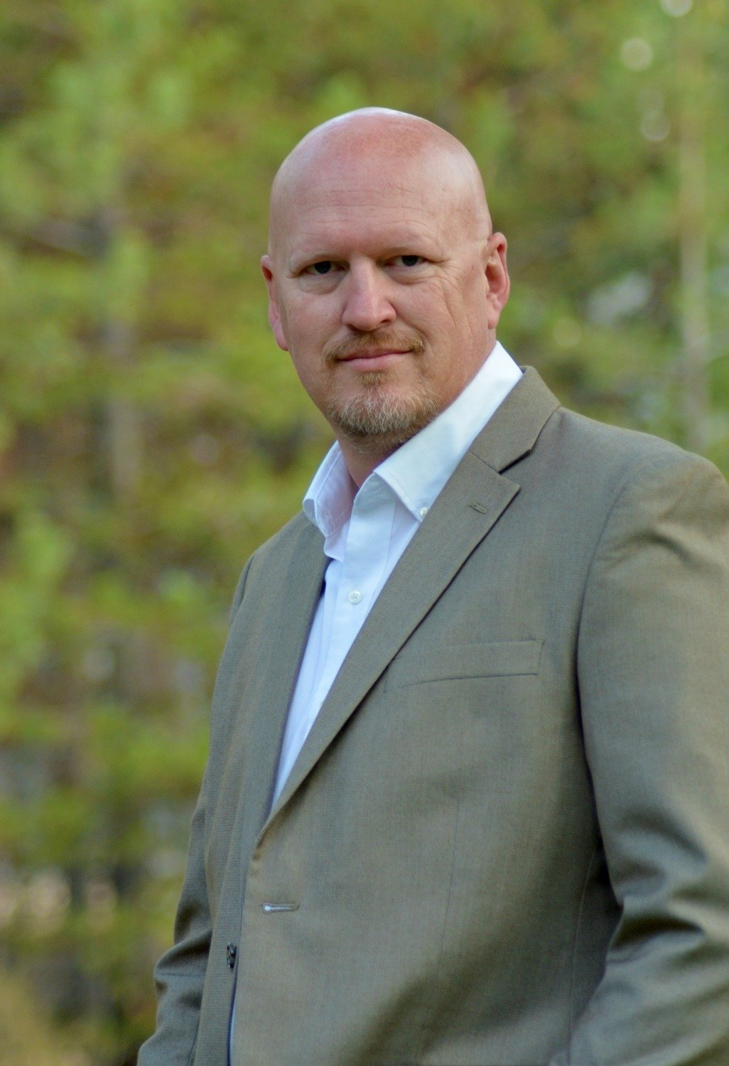 Bradley Driggers Associates with the Bend Office of Coldwell Banker Bain