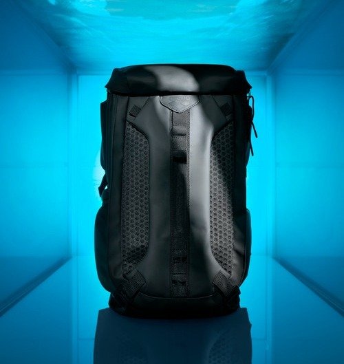 Neue Taschen und Rucksäcke: arena zeigt überarbeitete Accessoires für den Herbst