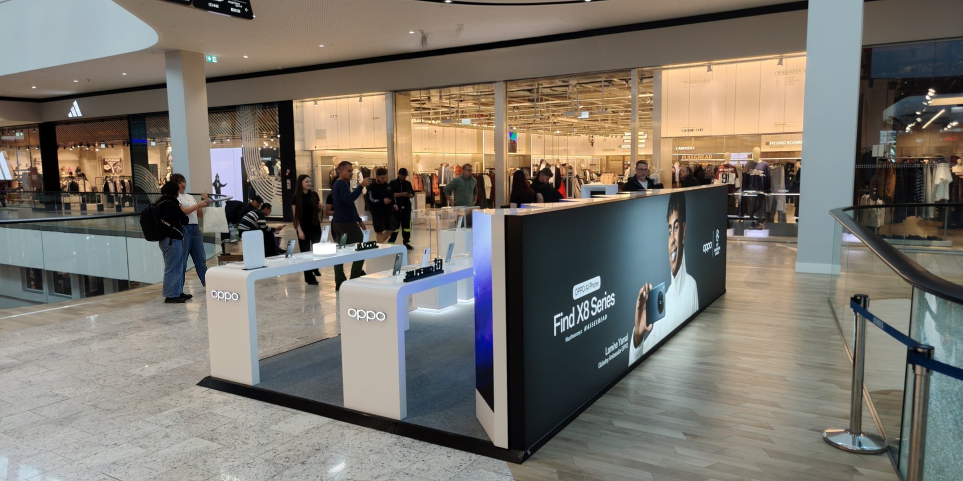 Marka OPPO otwiera "Experience Zone" w krakowskiej Bonarce