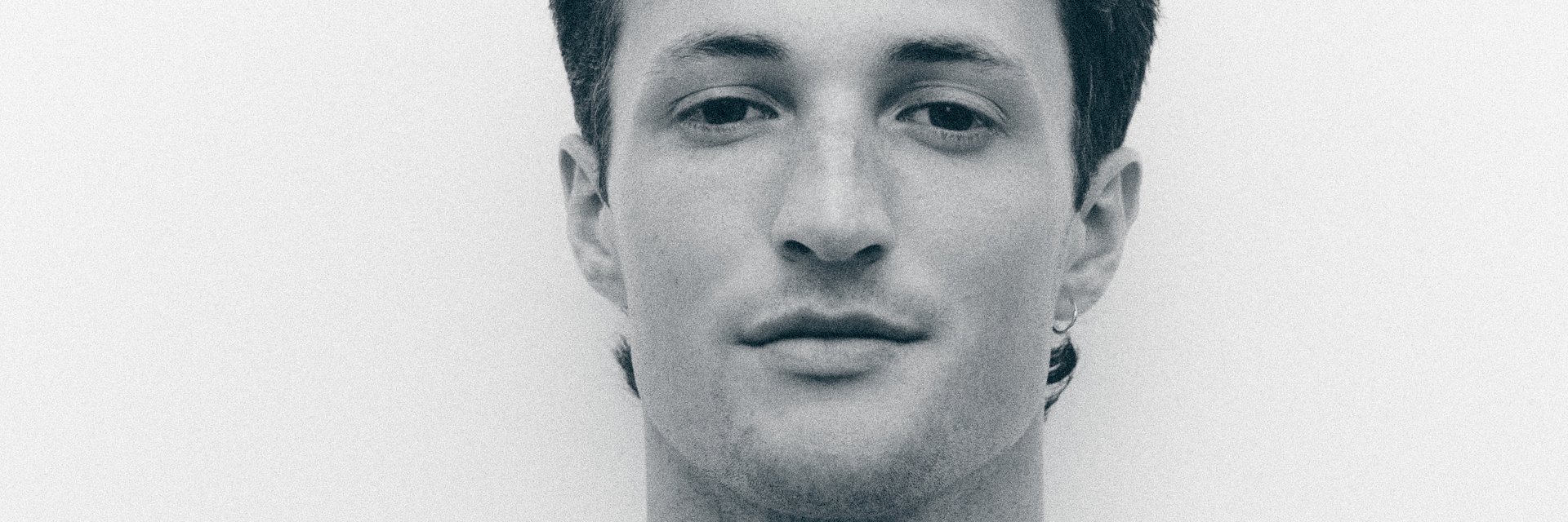 Henry Moodie vydává nový singl „mood swings”