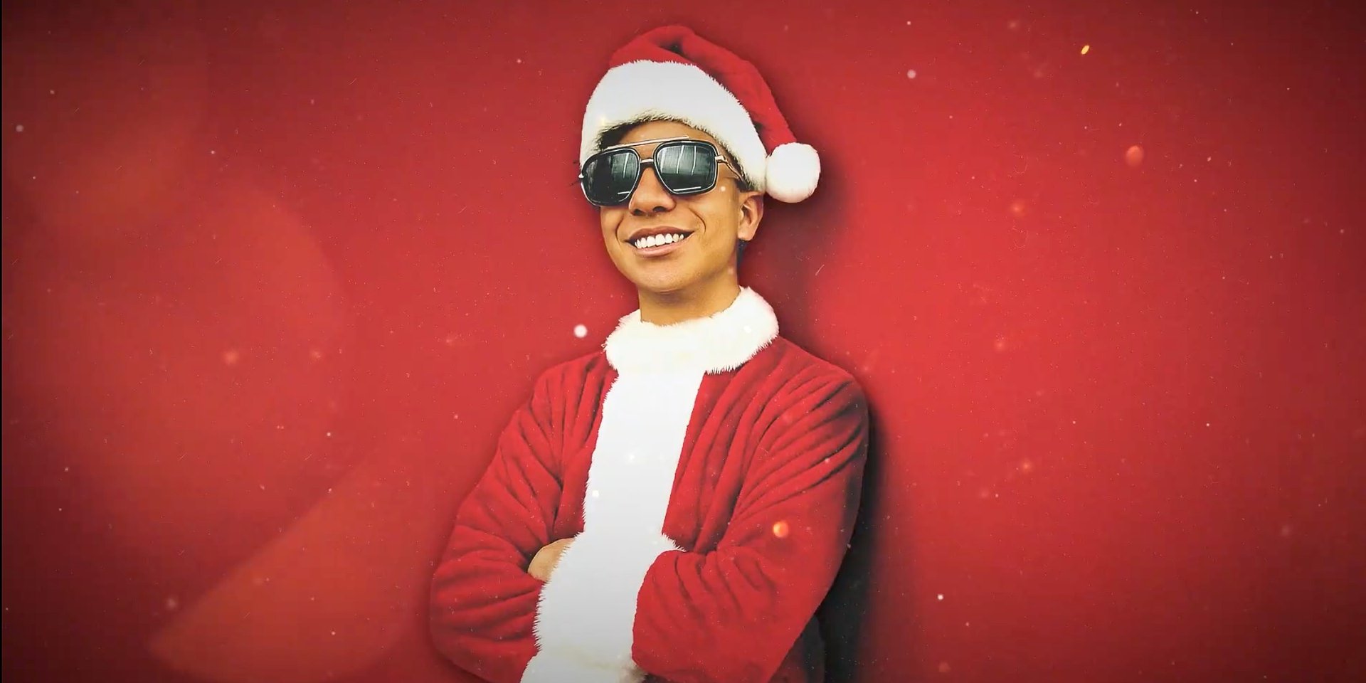 Pablo EEE da inicio a la temporada navideña con Pablo EEEn Navidad, un festivo EP de salsa que celebra los clásicos navideños latinos