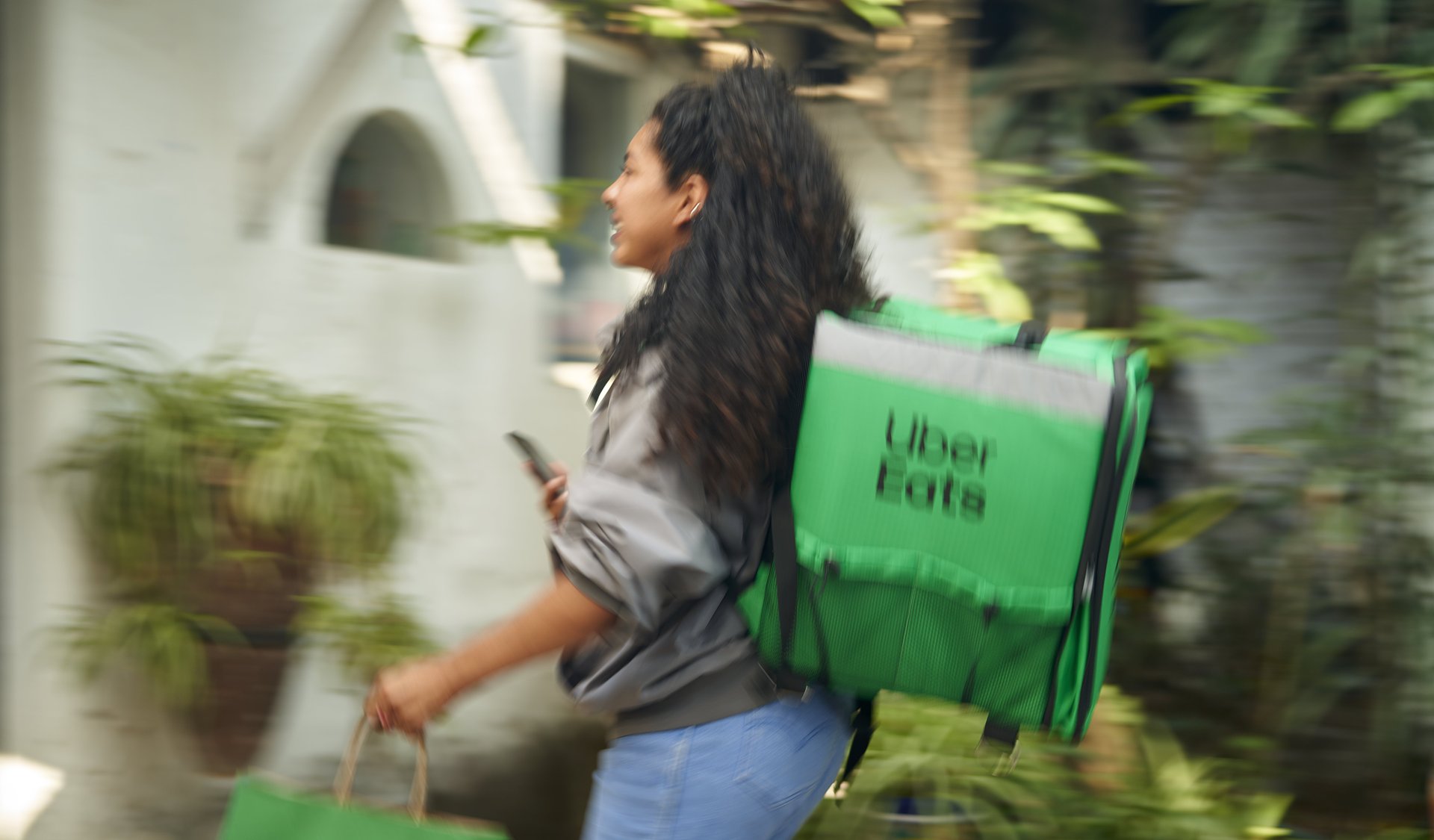 Uber Eats reforça a sua oferta com novos exclusivos de norte a sul do país