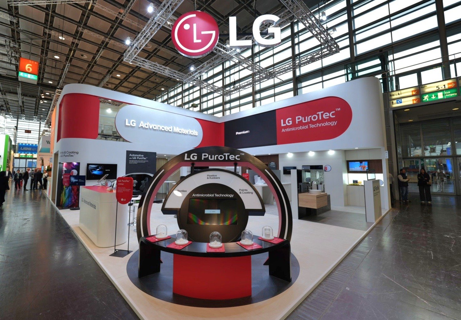 LG prezentuje rozwiązania antybakteryjne PuroTec™ na targach K 2025 w Niemczech