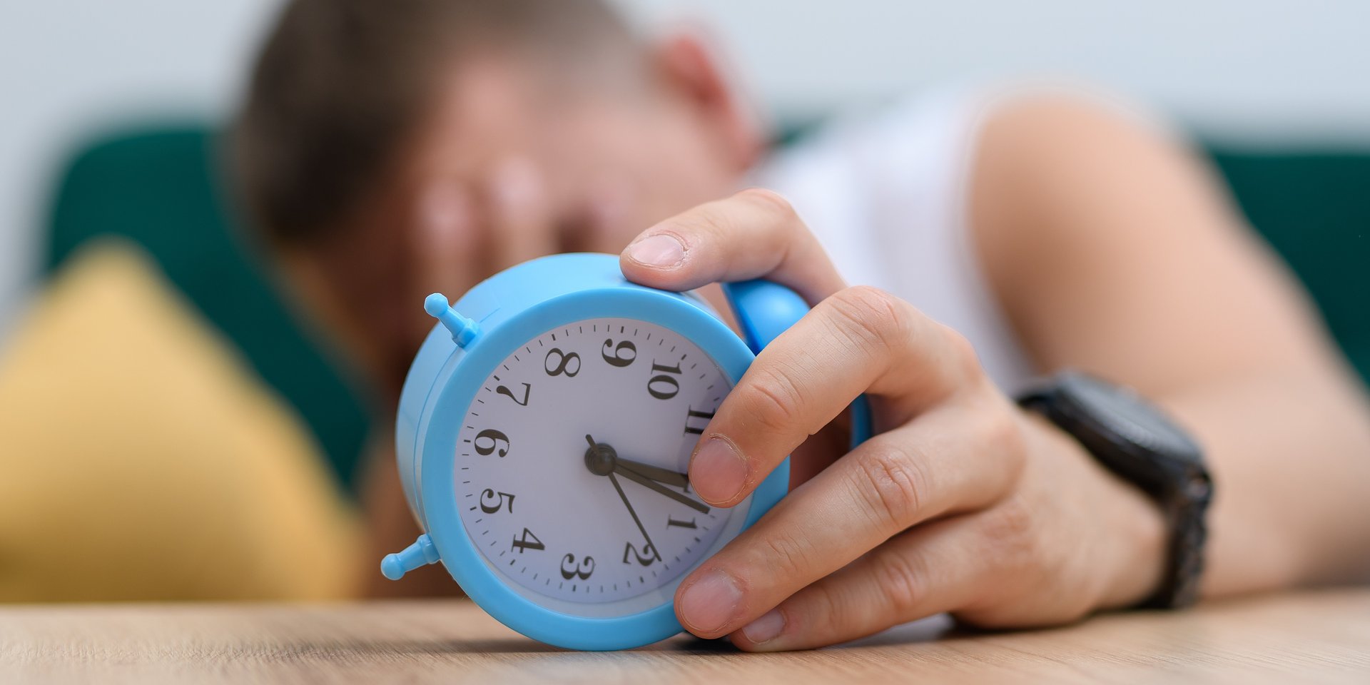 Zmiana czasu a ADHD – jak przesunięcie zegara wpływa na sen, nastrój i koncentrację?