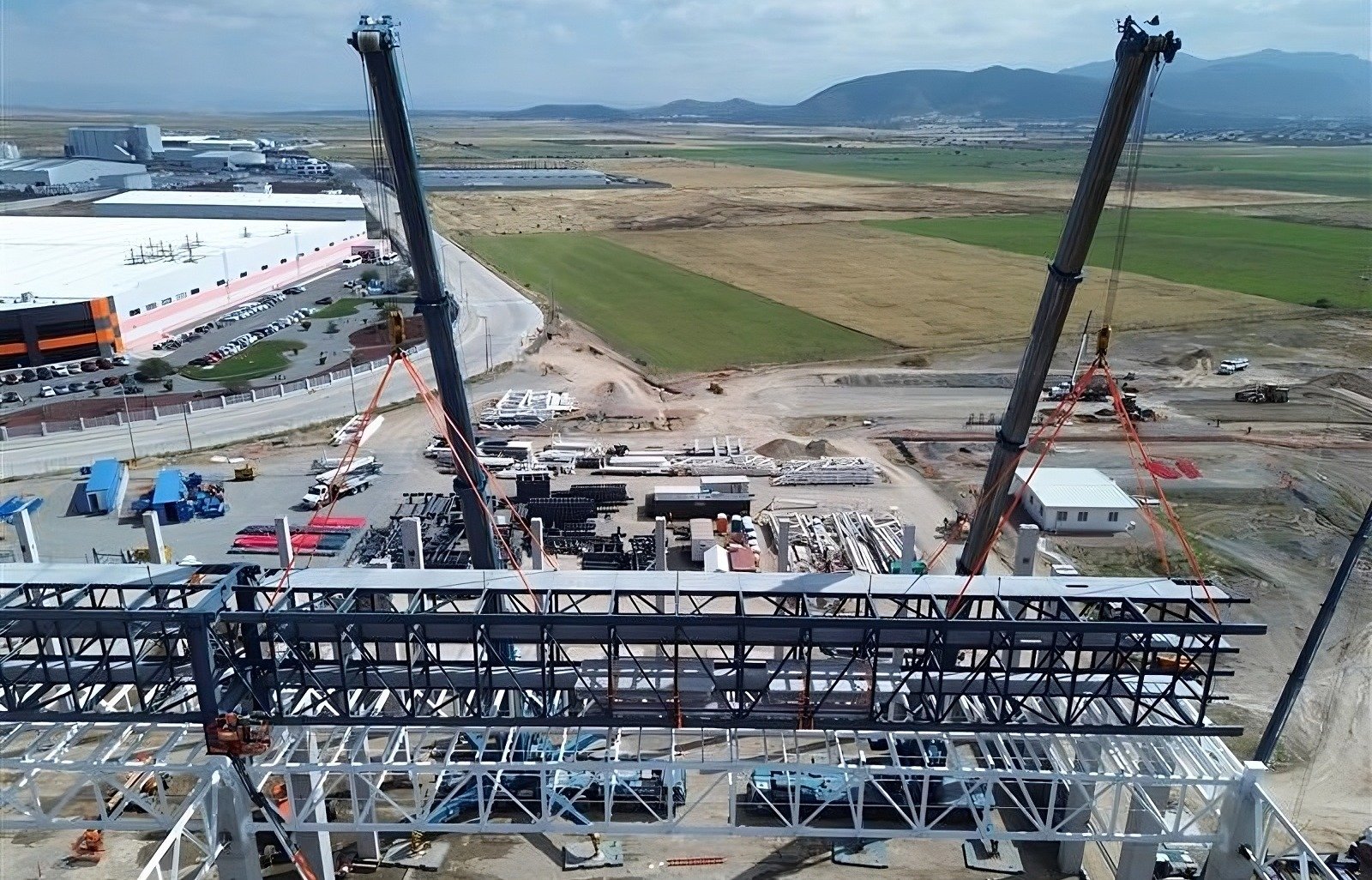 Sarens fortalece la infraestructura industrial en Hidalgo de acuerdo a los objetivos del Plan México, tras un crecimiento de la construcción del 1.7% a nivel nacional
