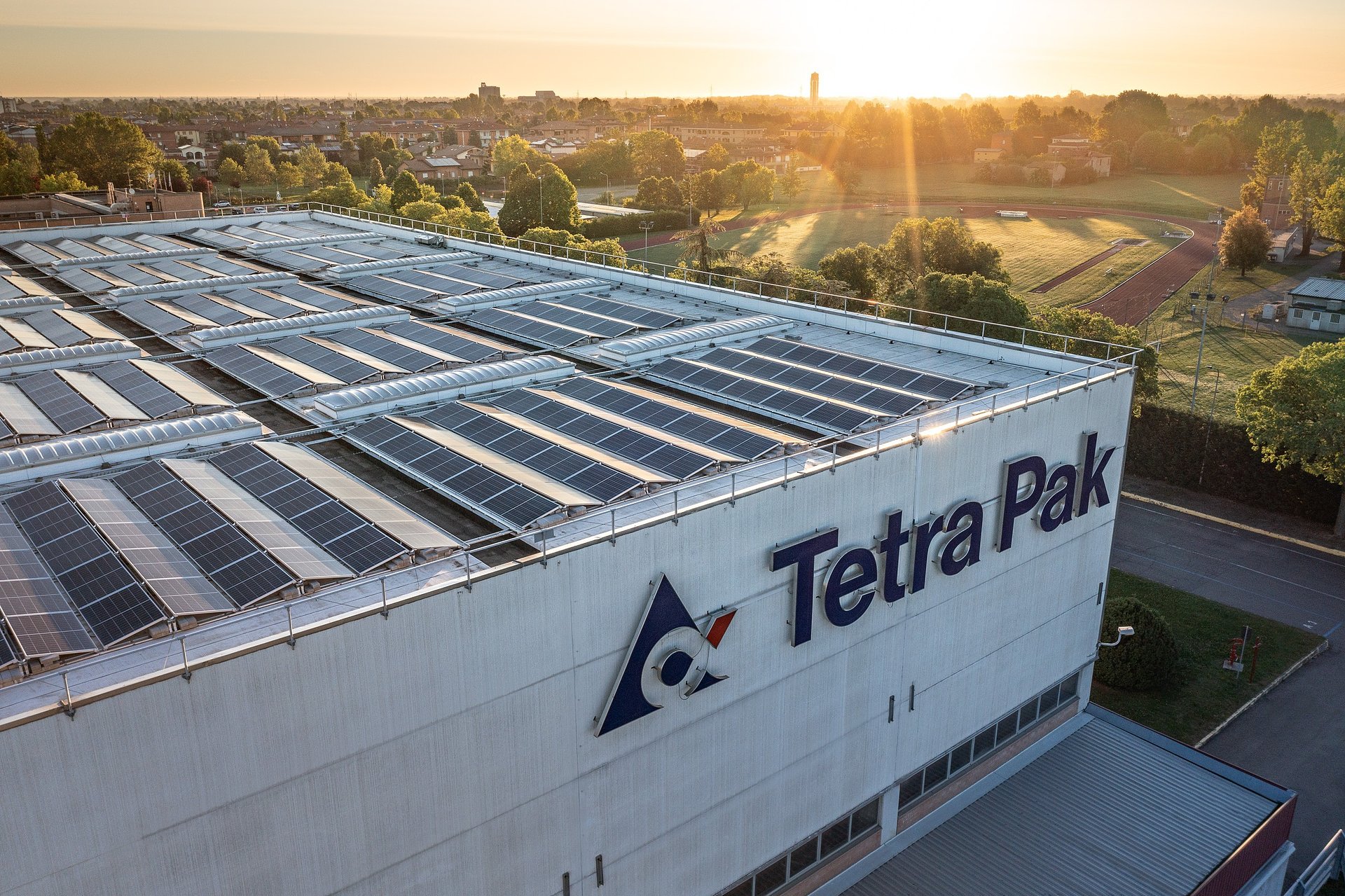 “60 ANNI DI FUTURO”: TETRA PAK CELEBRA UNA STORIA DI INNOVAZIONE, SOSTENIBILITÀ E PARTNERSHIP NELLA FILIERA AGROALIMENTARE ITALIANA