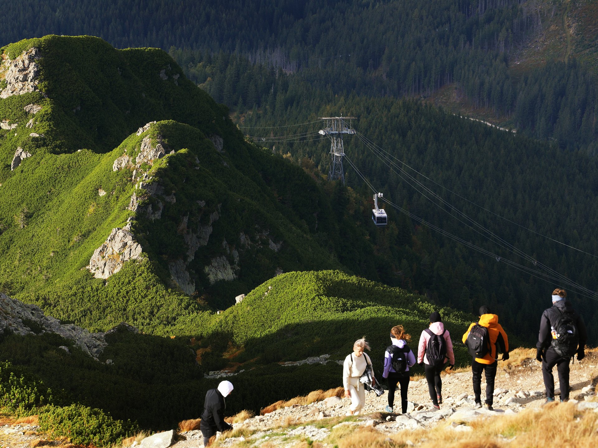 Kapryśne lato sprzyjało korzystaniu z atrakcji w górach