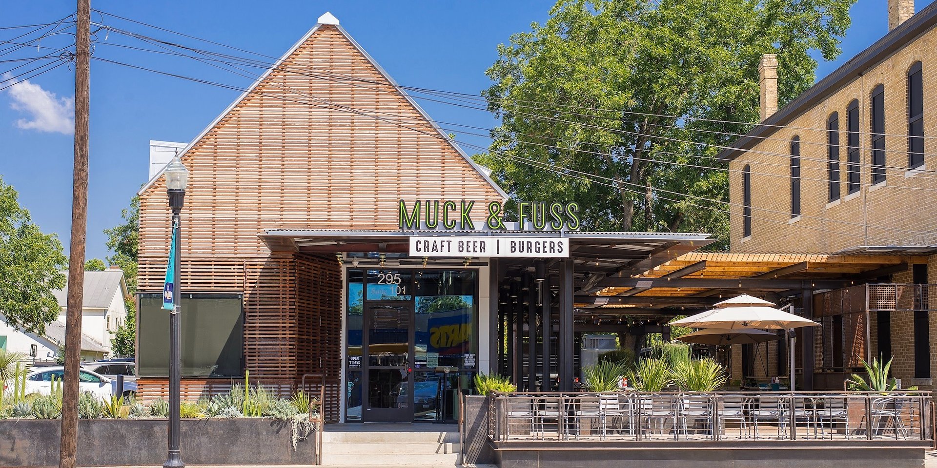 Muck & Fuss Launches Weekly Outdoor Movie Nights in Downtown New Braunfels