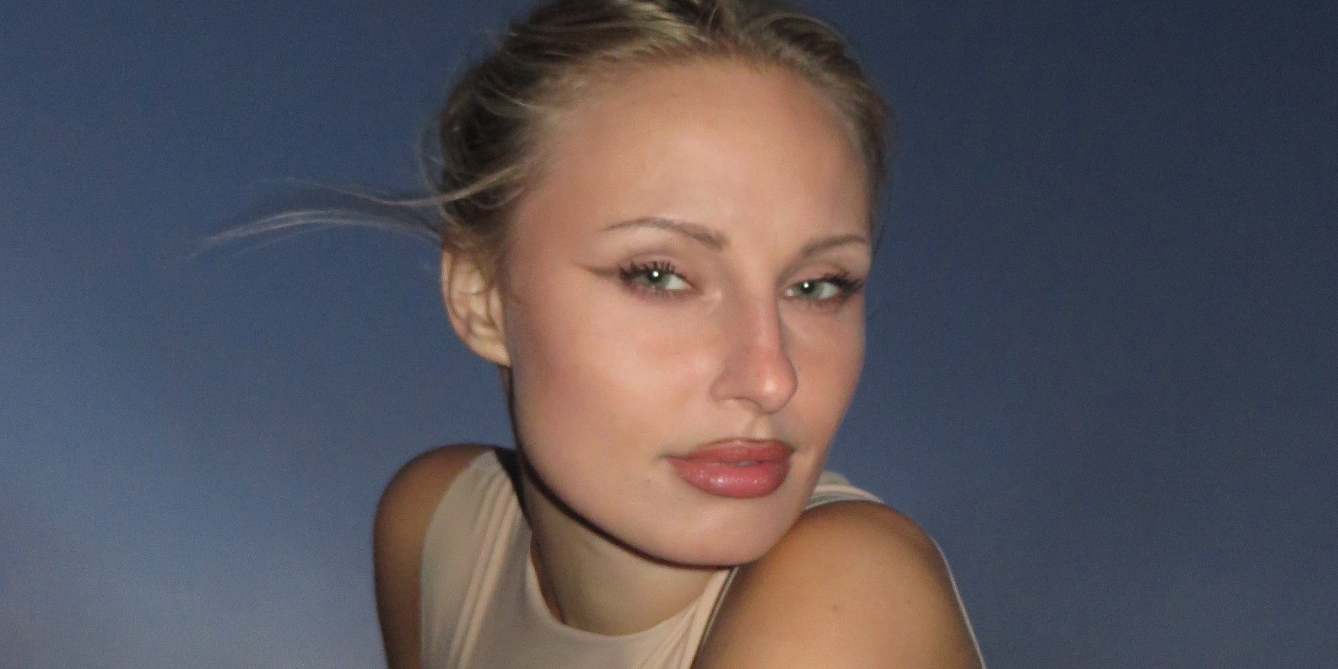 Saint clara odkrywa wewnętrzny blask wolności w nowym singlu „Breakup Glow”