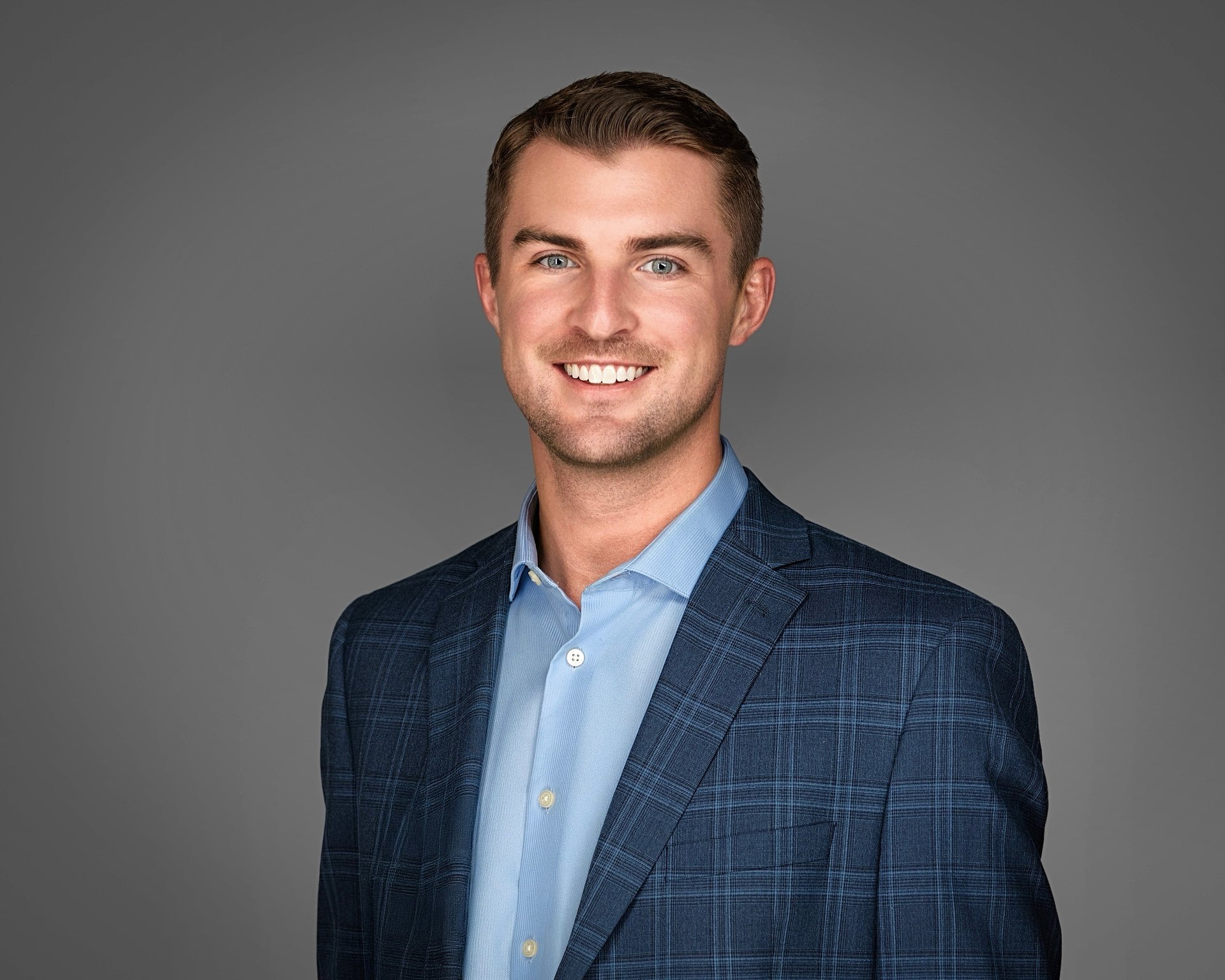 Jake Buehner Associates with the Phoenix/Paradise Valley Office of Coldwell Banker Realty