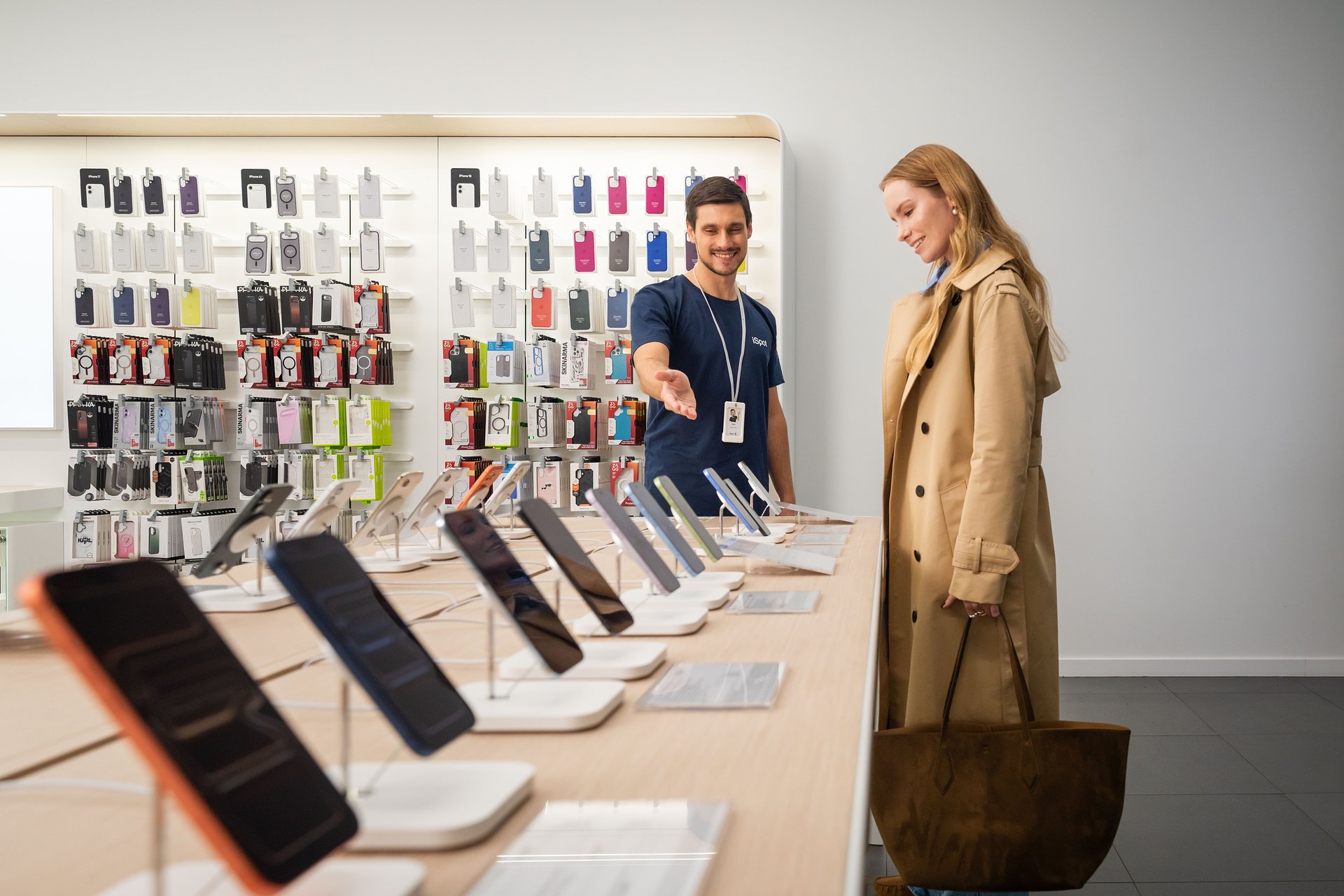 iSpot świętuje otwarcie 50. salonu w Polsce. iSpot Apple Premium Reseller wchodzi do Białegostoku.