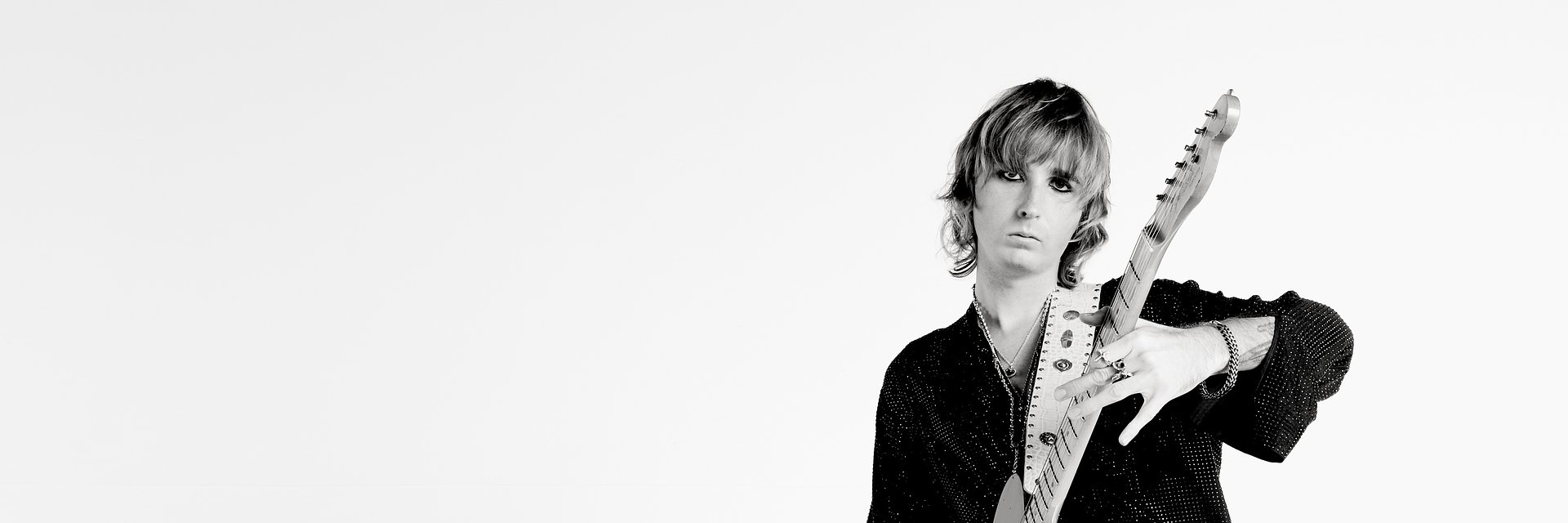 Thomas Raggi oznamuje své první sólové album "MASQUERADE"