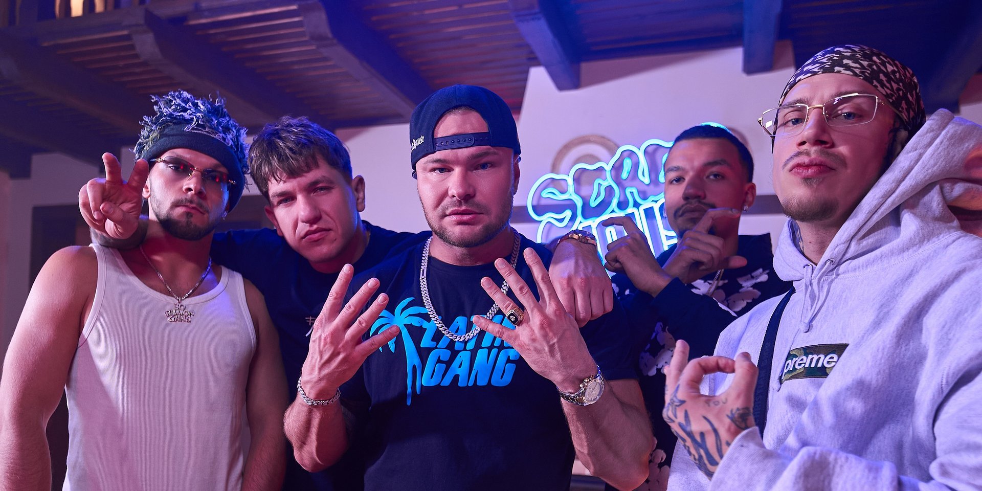 Amar, Nowaczkiewicz i Medusa łączą siły w „SCADI HOUSE CYPHER” - surowa energia prosto ze studia