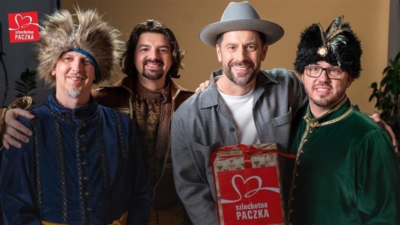 Kabaret Paranienormalni po raz pierwszy robi Szlachetną Paczkę. Ty też możesz!