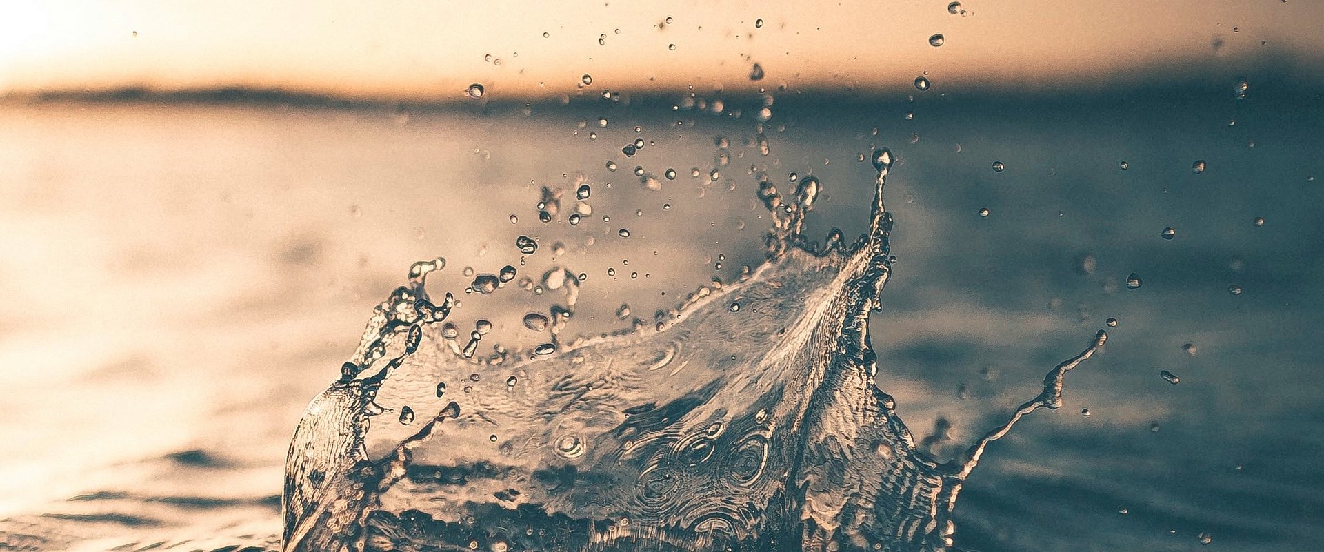 Centra danych zużywają 0,01% europejskiej wody. Czy serwery danych naprawdę wysuszają Europę?