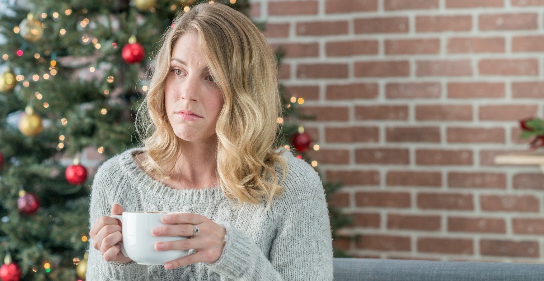 Przedświąteczny kryzys. Niemal co drugi Polak „doczołguje się” do grudnia, młodzi najczęściej mówią o przeciążeniu