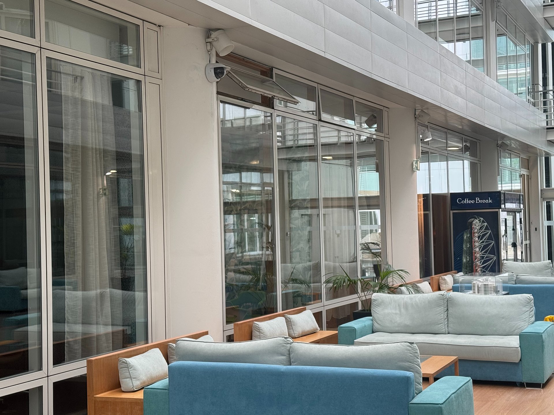 Axis melhora segurança e qualidade da videovigilância no complexo de edifícios Park Expo