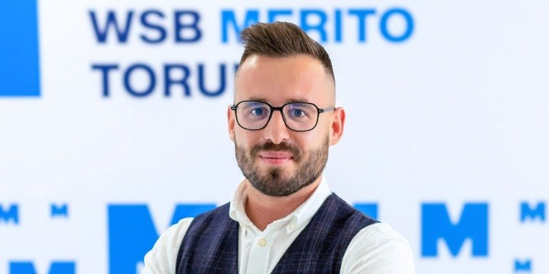 Polowanie na okazje czy na… nas? Jak błędy poznawcze sterują Twoim portfelem