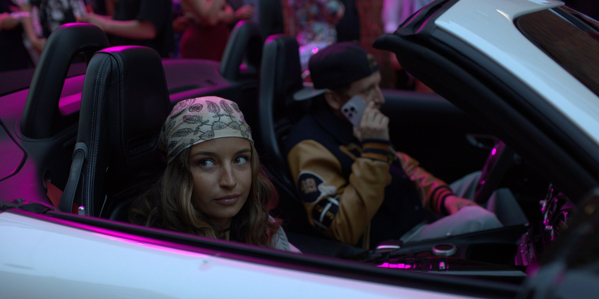 Zobacz zwiastun filmu CHCĘ WIĘCEJ z Julią Wieniawą i Maciejem Musiałowskim w rolach głównych!