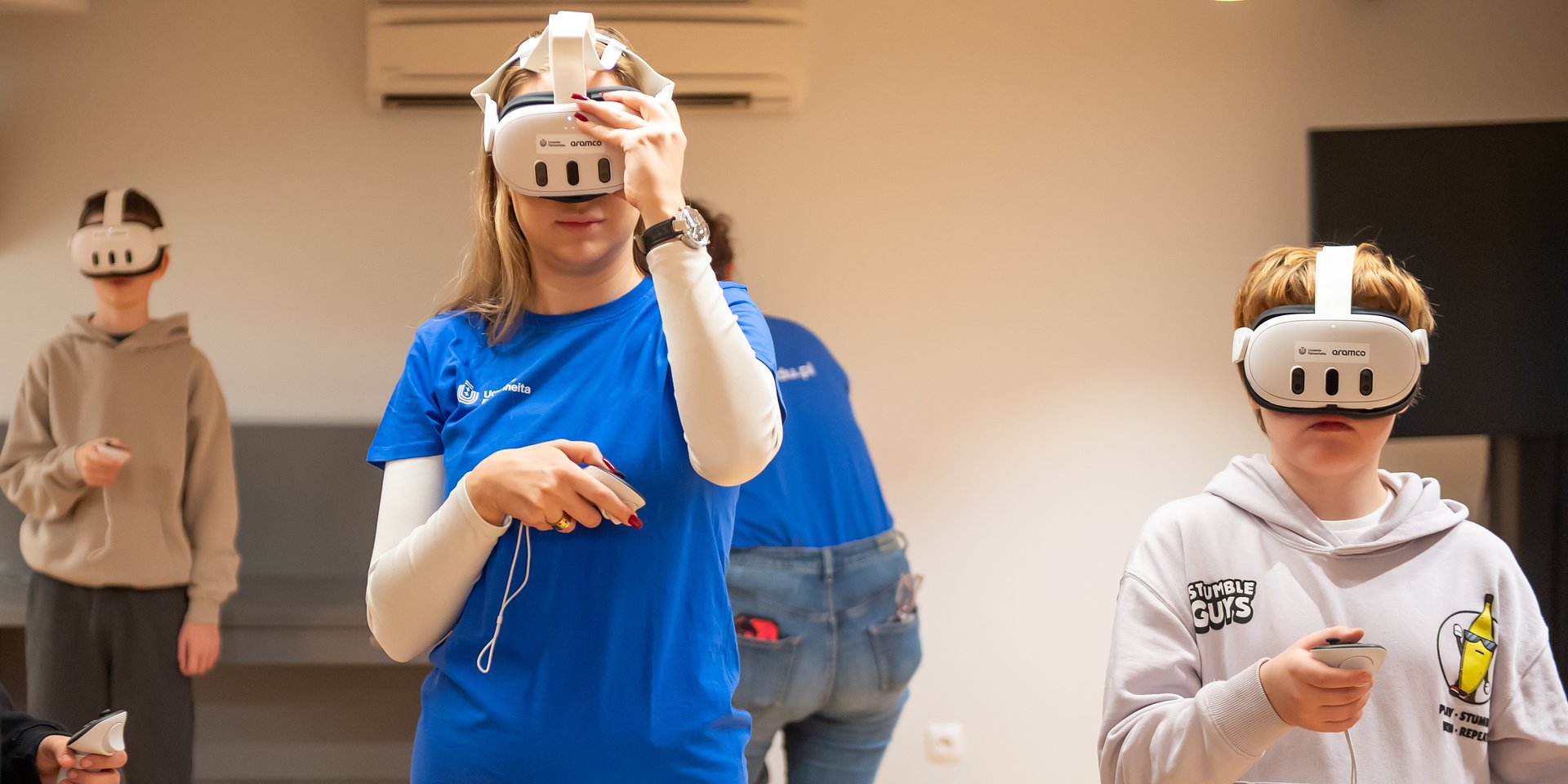 Uczelnie Fahrenheita przekazały sprzęt VR. Uczniowie gdańskich szkół mogli go wypróbować