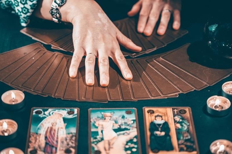 Magiczne Andrzejki w RMF FM! Wieczór z Wróżką już w piątek od 20:00