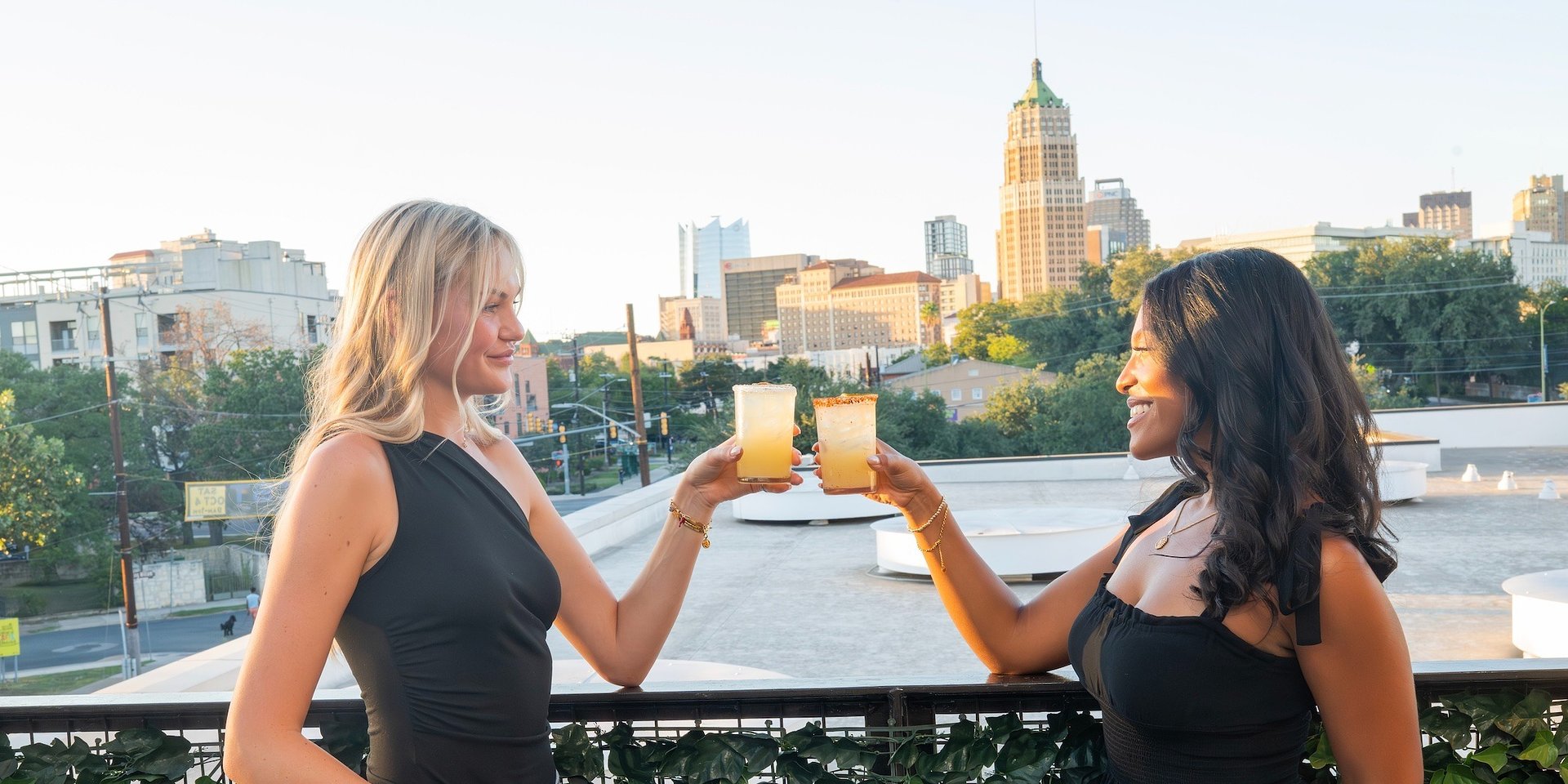 Toast to 2026 with Skyline Views, Cocktails, and Fireworks at Rosario’s Rooftop New Year’s Eve Party