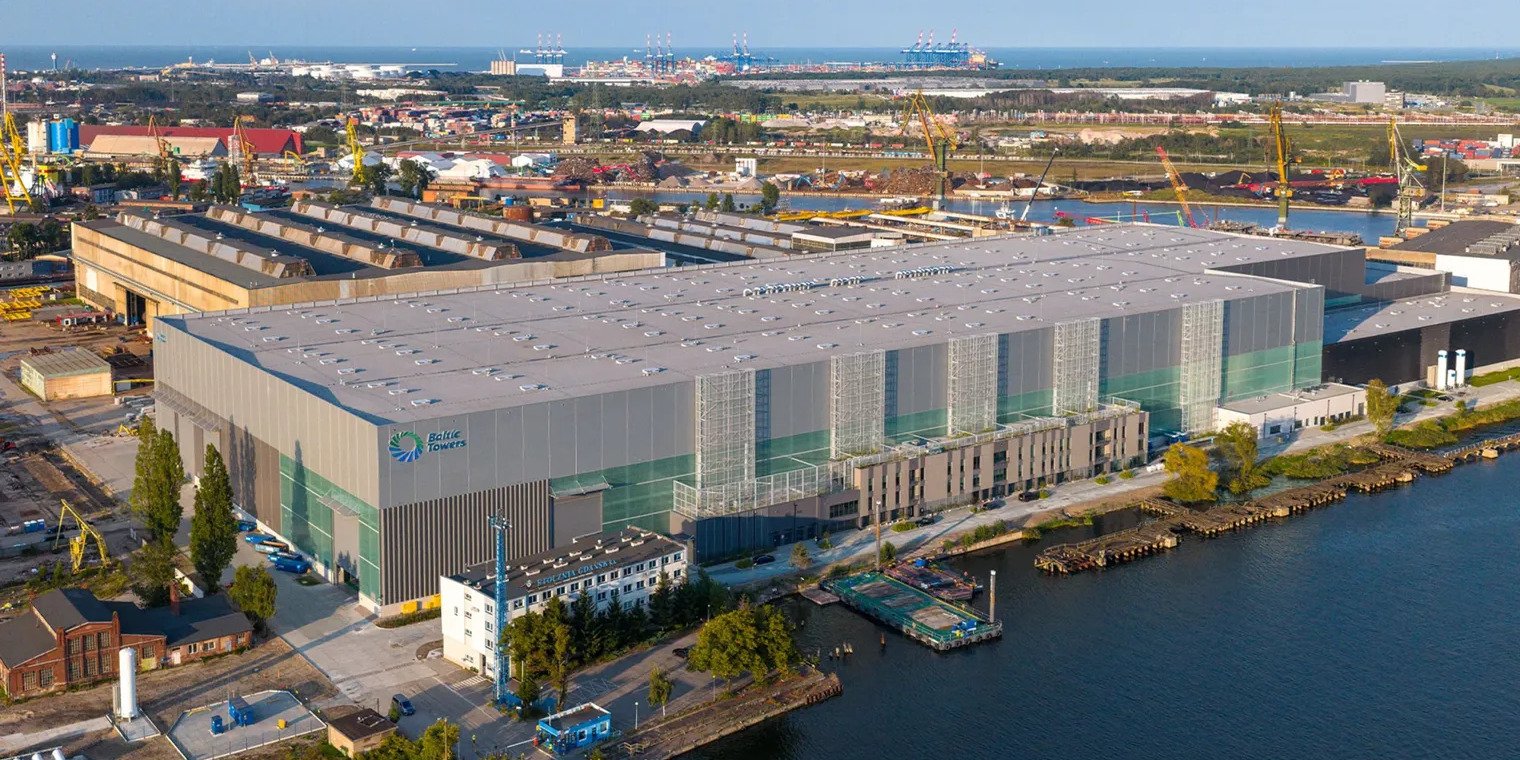 Powstał pierwszy w Polsce zakład produkcji morskich wież wiatrowych. Eksperci Arup dzielą się szczegółami przełomowego projektu Baltic Towers