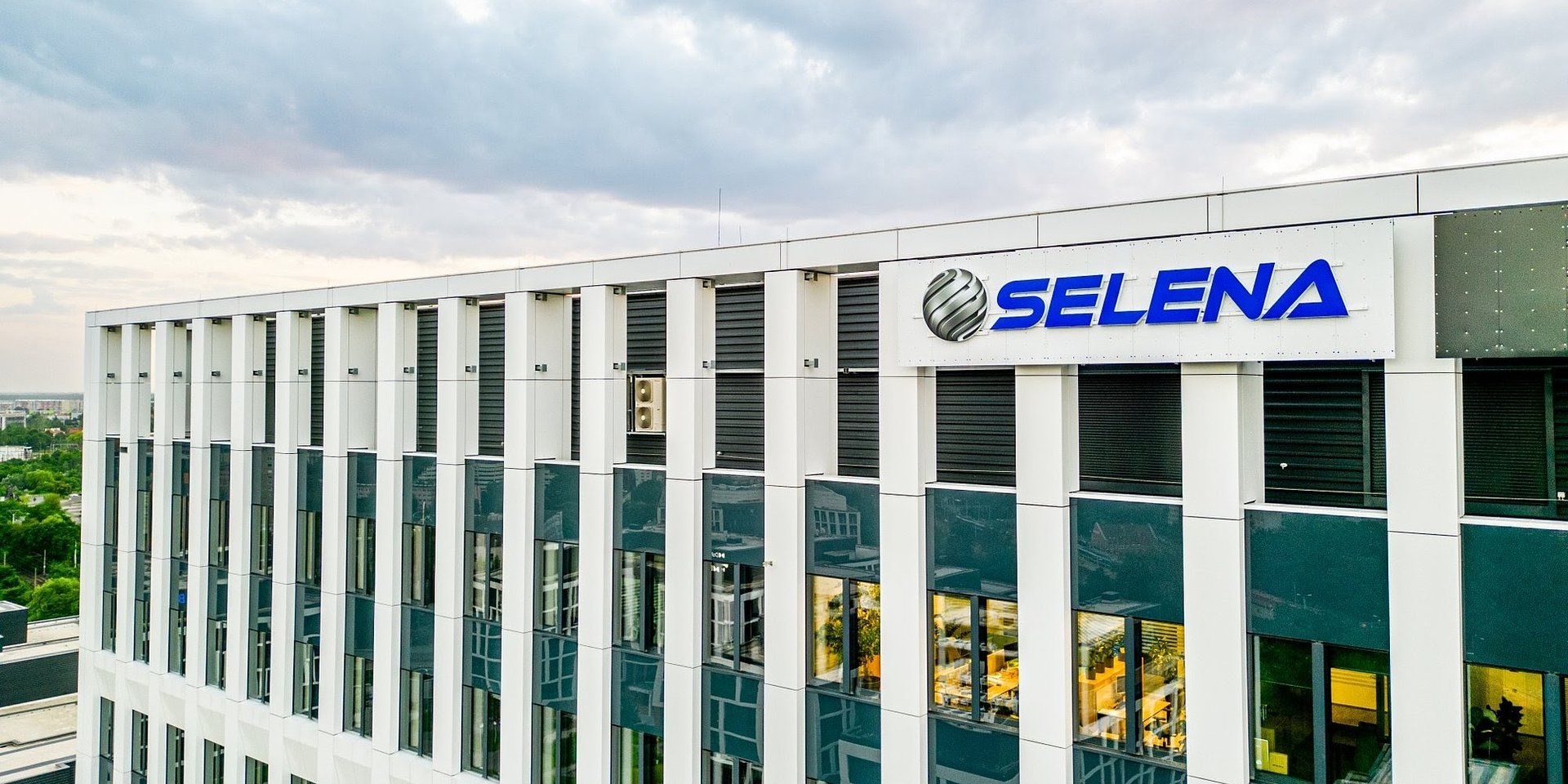 Grupa Selena przejmuje francuską firmę ACDIS France i rozszerza swoją działalność w Europie Zachodniej